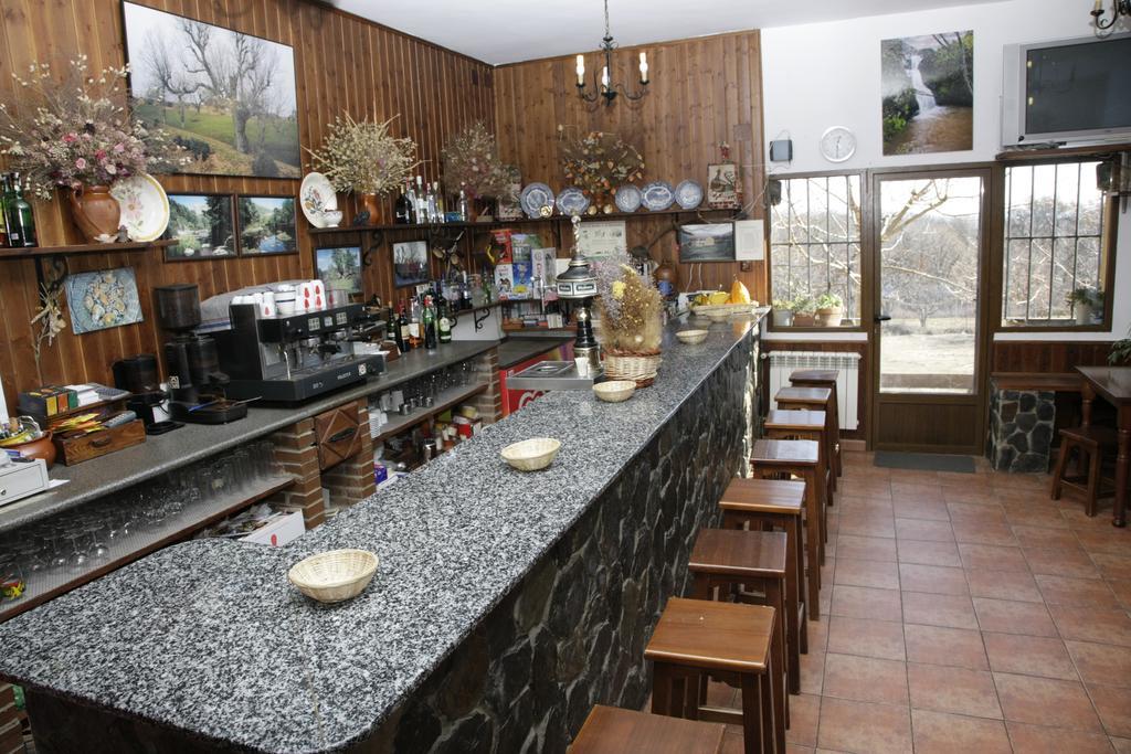 Hostal Restaurante Alto Rey Arroyo de las Fraguas Extérieur photo