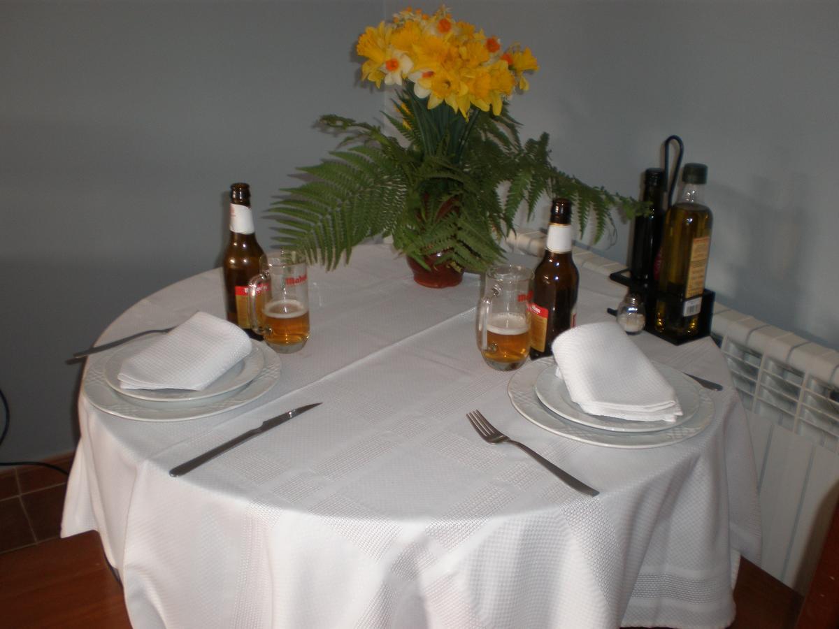 Hostal Restaurante Alto Rey Arroyo de las Fraguas Extérieur photo